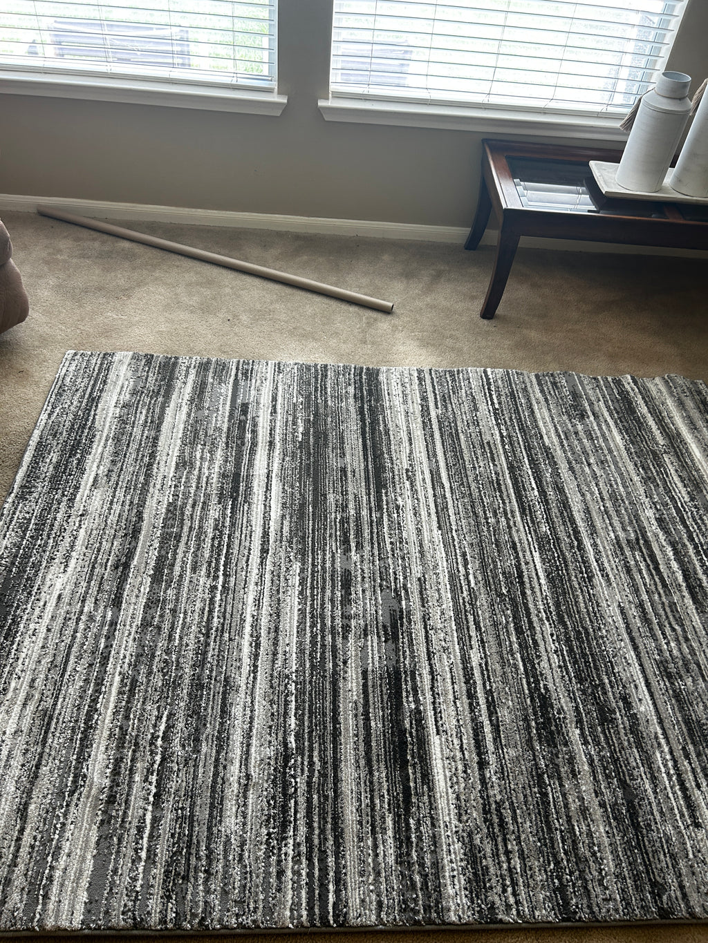 Karma Pet Rug Grey/White 5x7