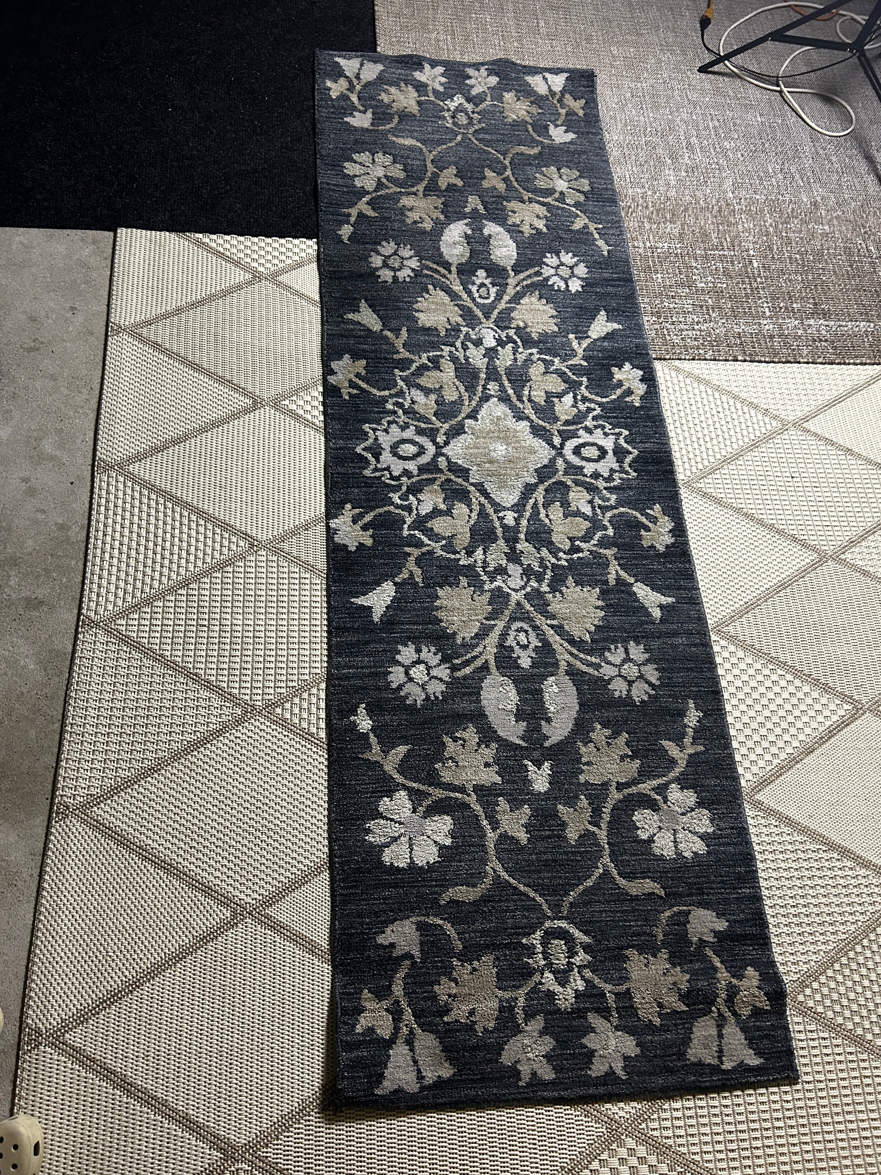 Everest Runner 26x8 Rug Blue Sae