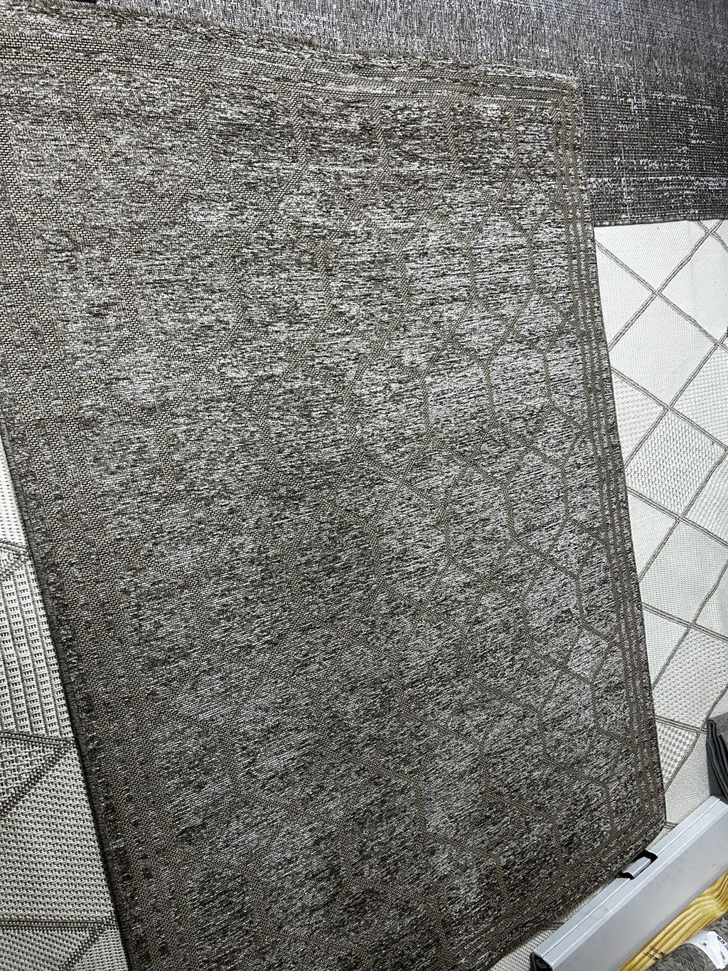 Avante Rug Lemiel Beige 5x7