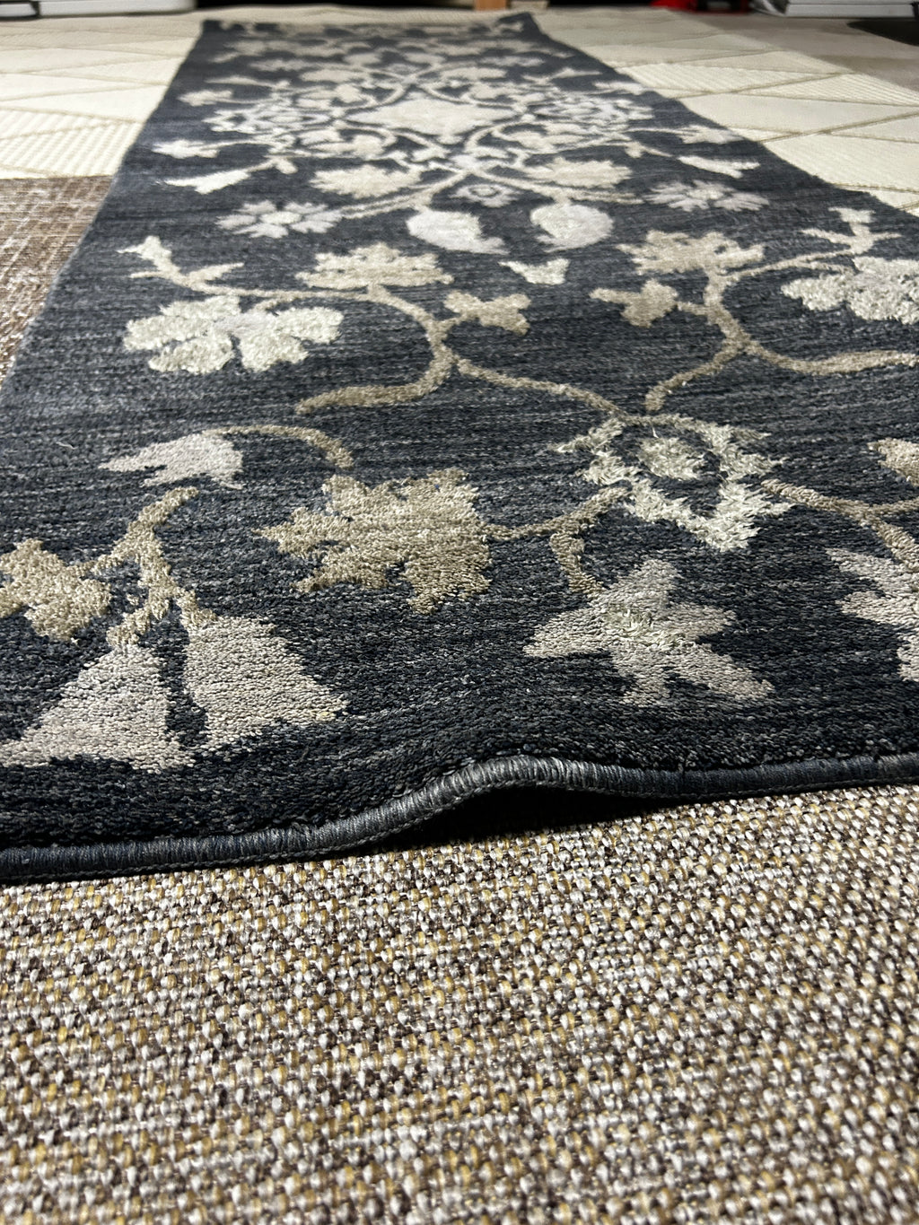 Everest Runner 26x8 Rug Blue Sae