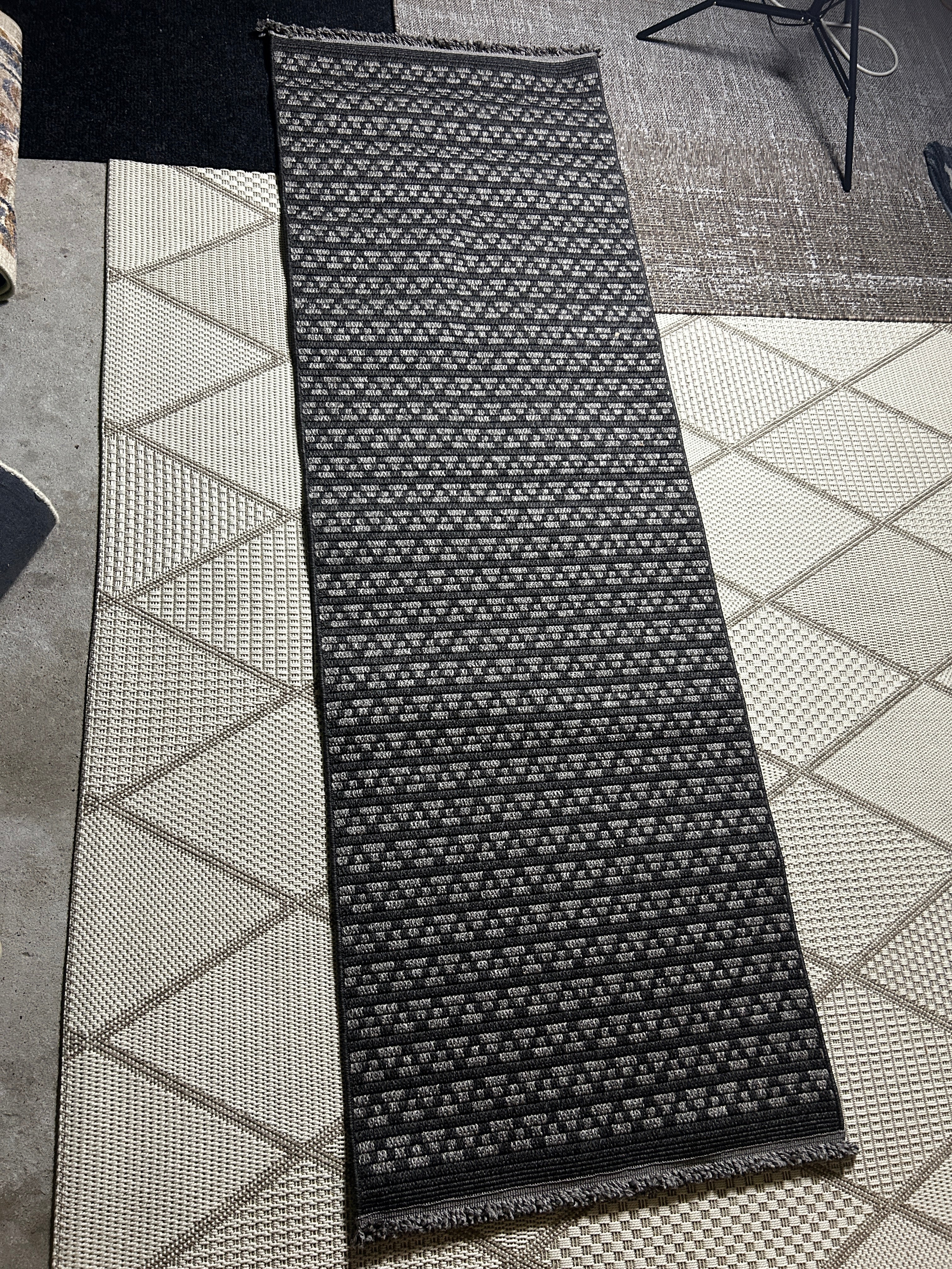 Serenity Runner Rug Naro Charcoal 2x8