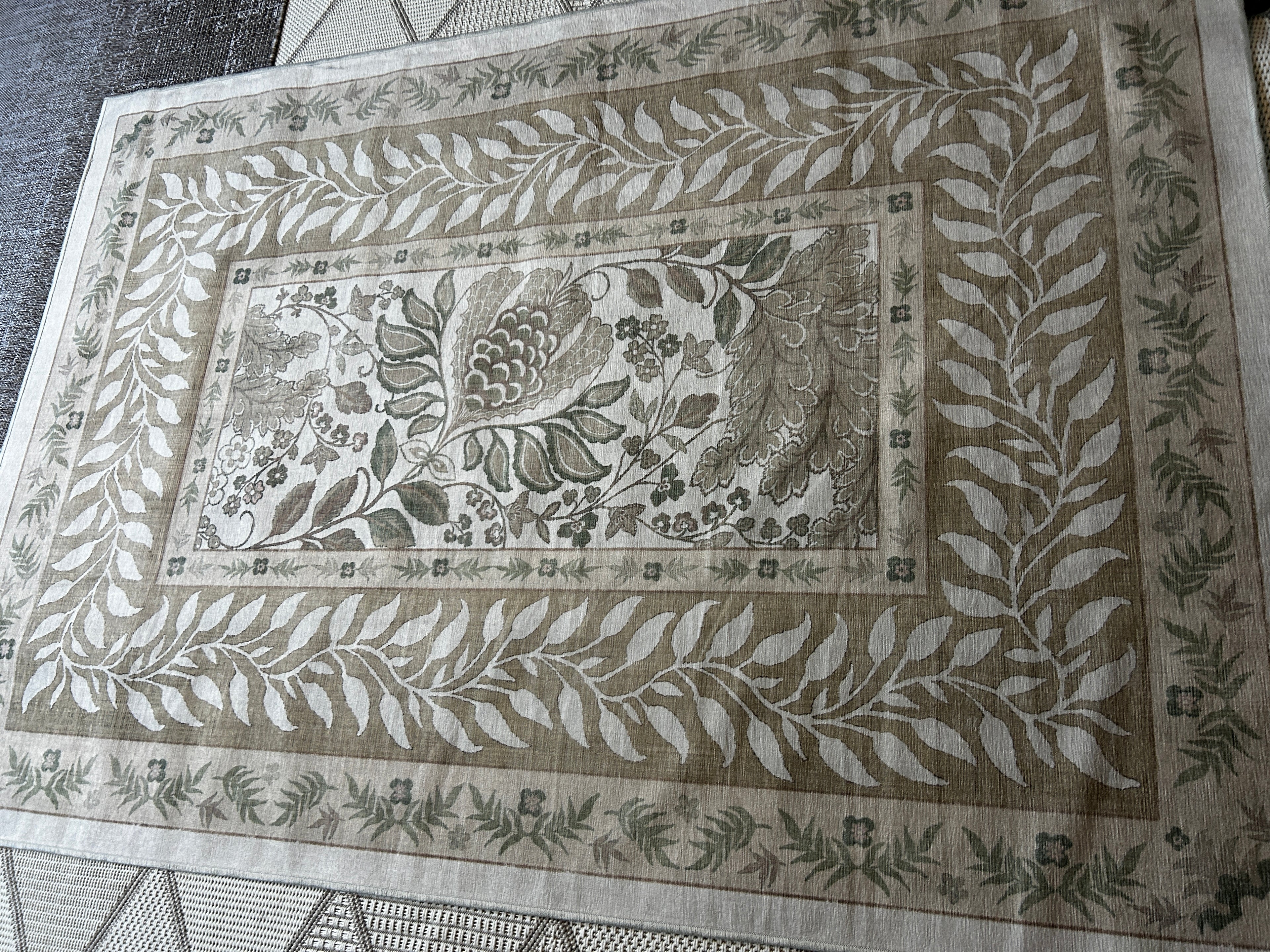 Ruggable Rug Sage Green/Beige 5x7