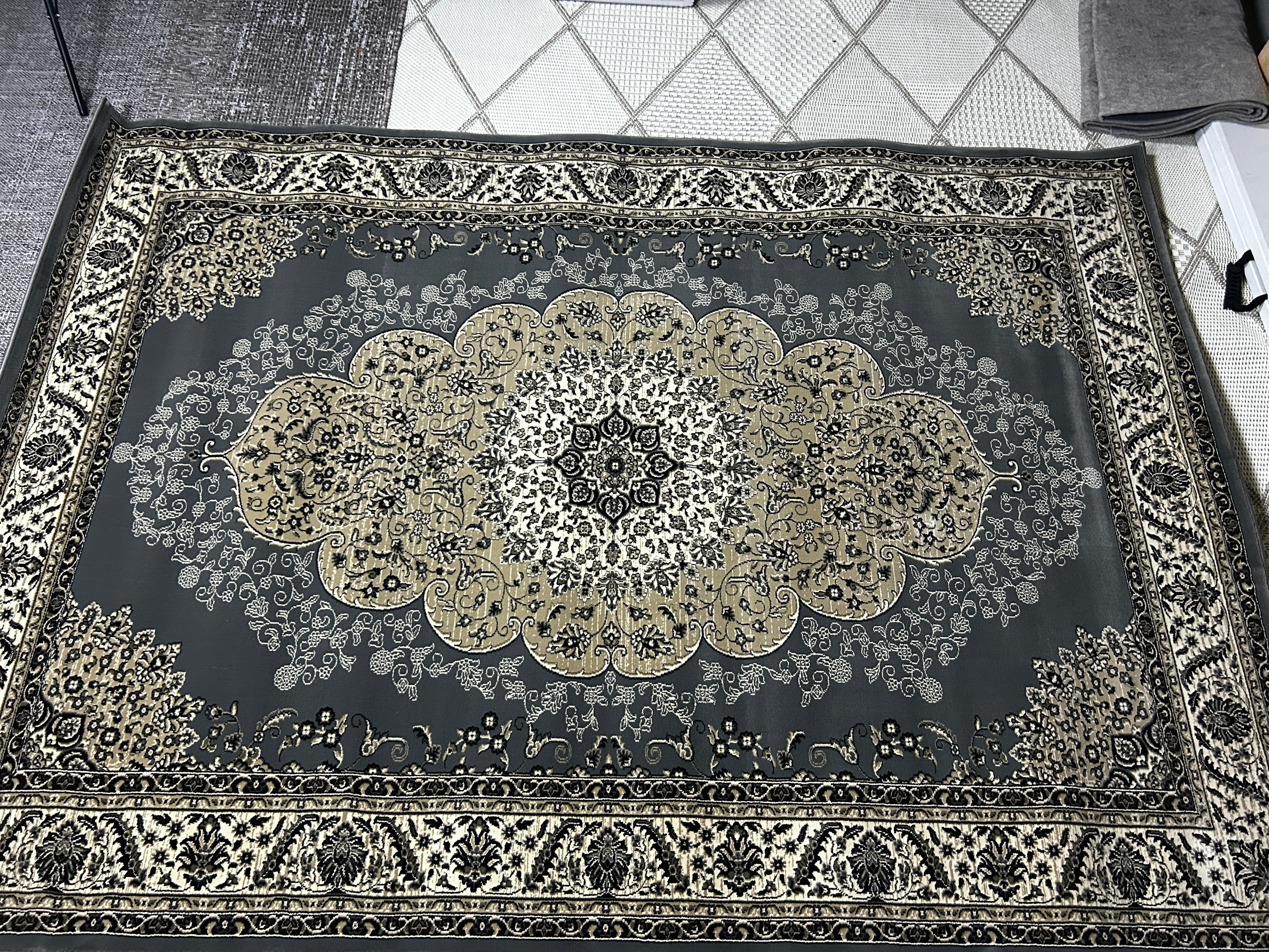 Timeless Varick Rug Grey 5x7