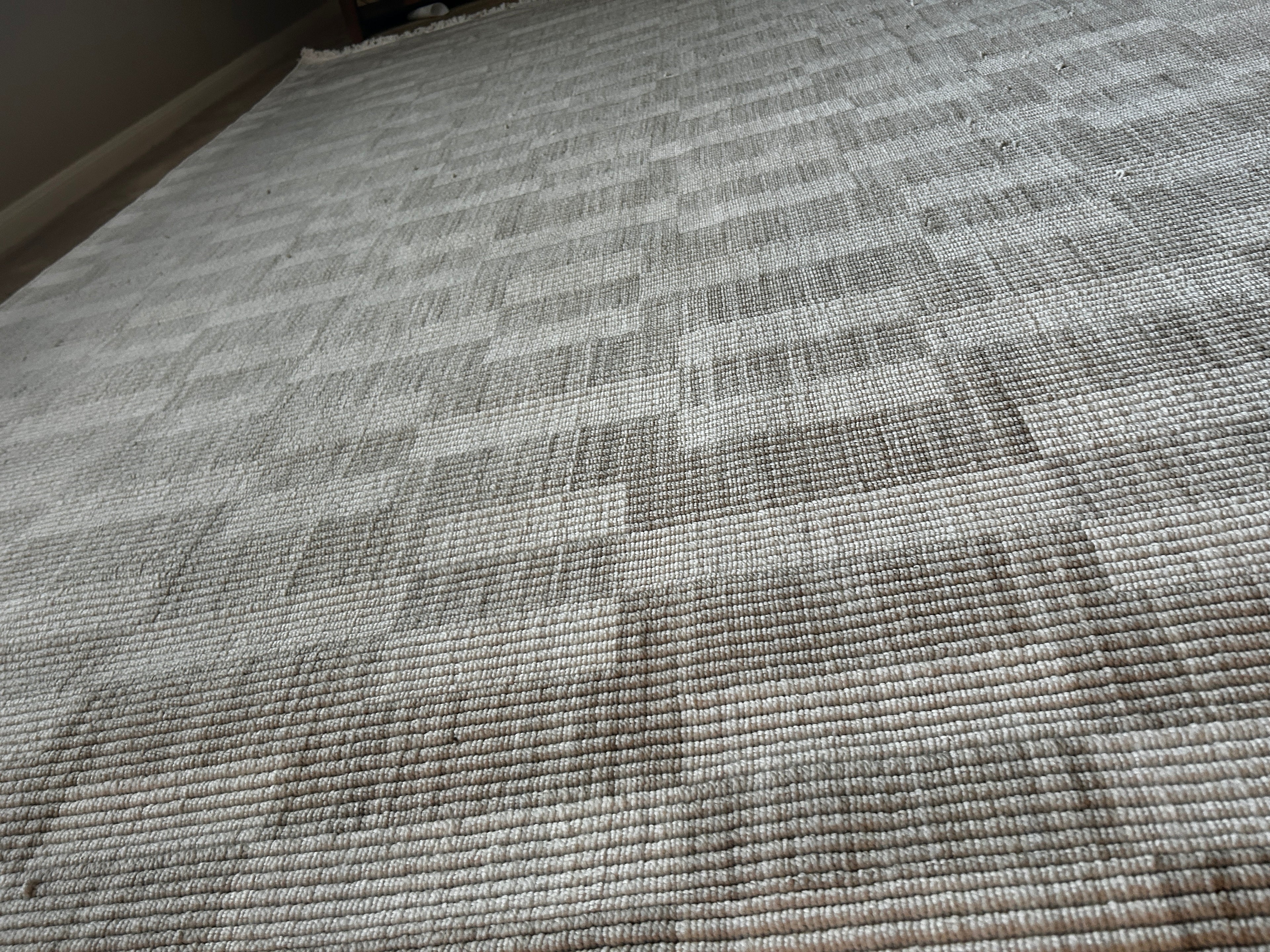 Gert Serenity Rug Beige Cream 8x10