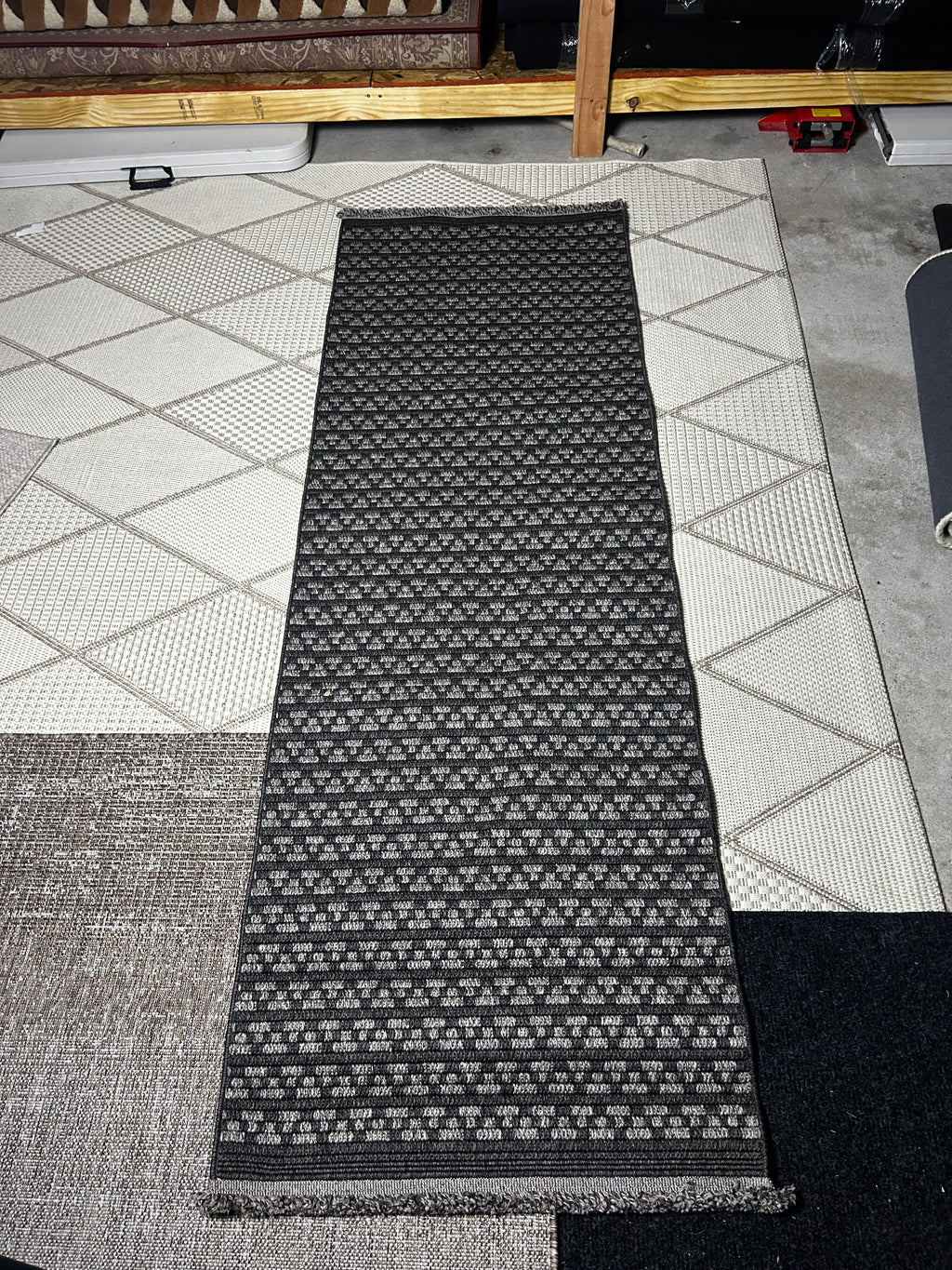 Serenity Runner Rug Naro Charcoal 2x8