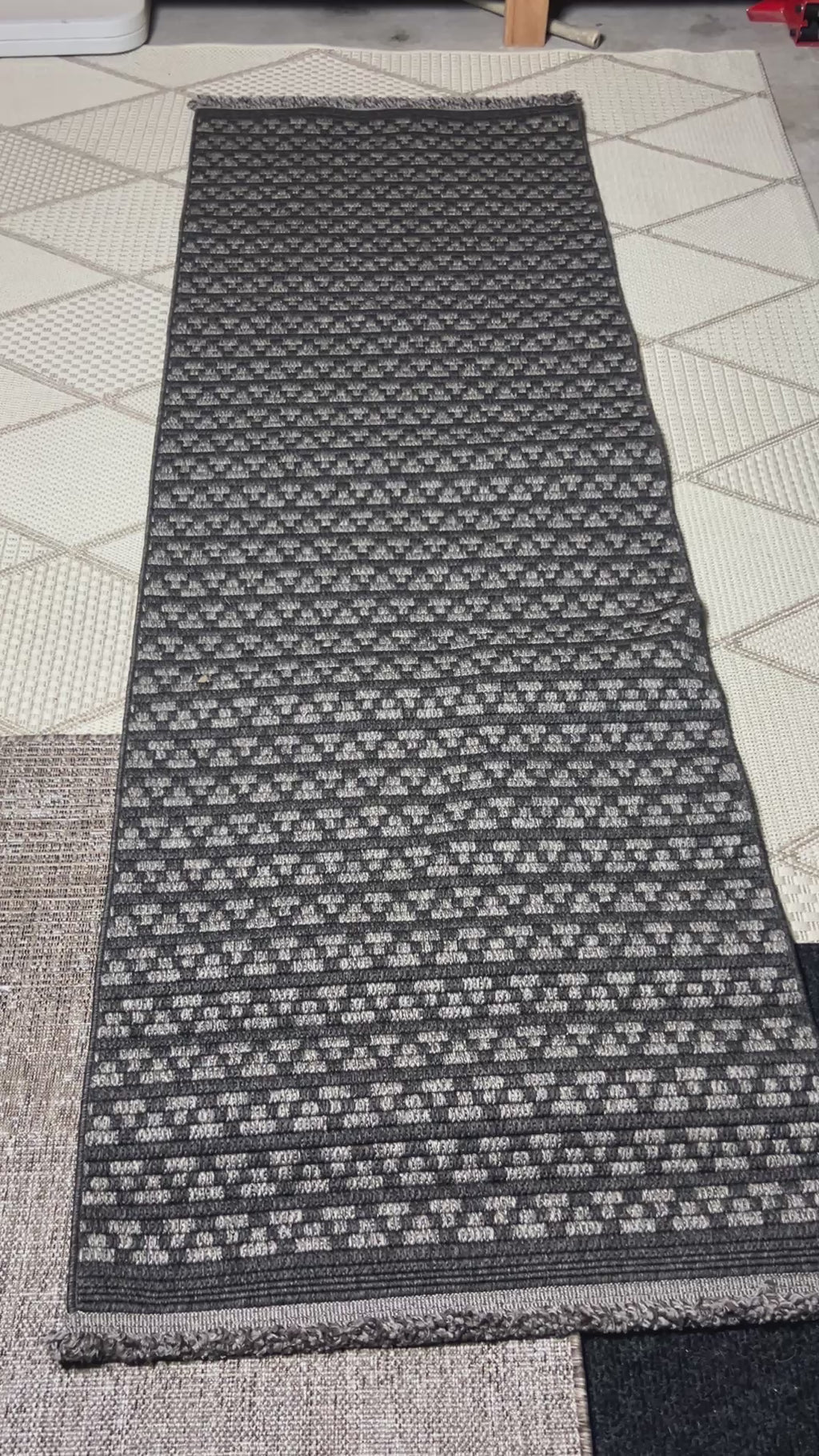 Serenity Runner Rug Naro Charcoal 2x8